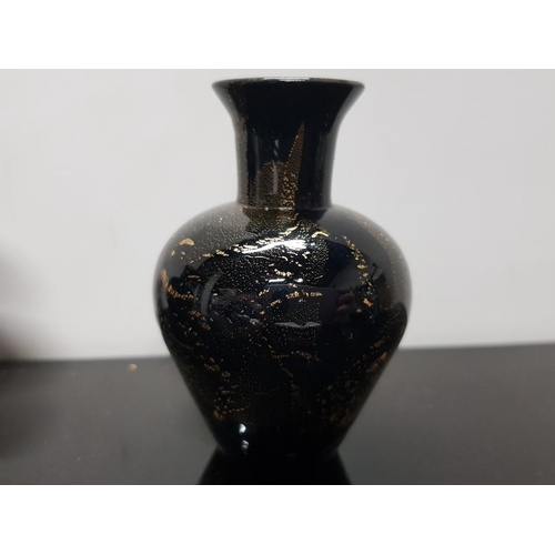 40 - PAIR SMALL EBONY AND GOLD BALUSTER VASES BY STUART STRATHEARN AND DESIGNED BY LESTYN DAVIES