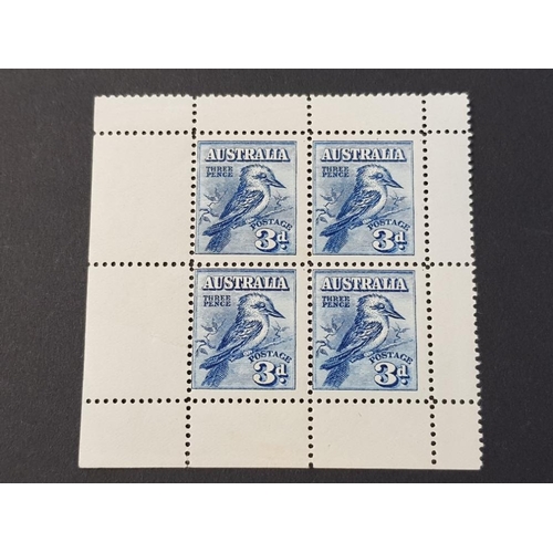 315 - MINATURE SHEET OF 4 AUSTRALIA 1928 NATIONAL STAMP EXHIBITION 3D KOOKABURRA STAMPS, SG MS106A FINE MI... 