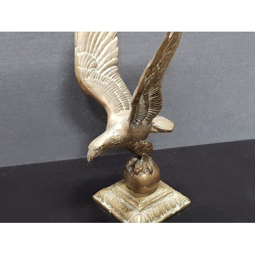 136 - INDIAN BRASS GOLDEN EAGLE 29CM HEIGHT