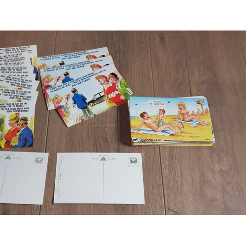 162 - 2 BOXES CONTAINING A LARGE QUANTITY OF NOVELTY POSTCARDS