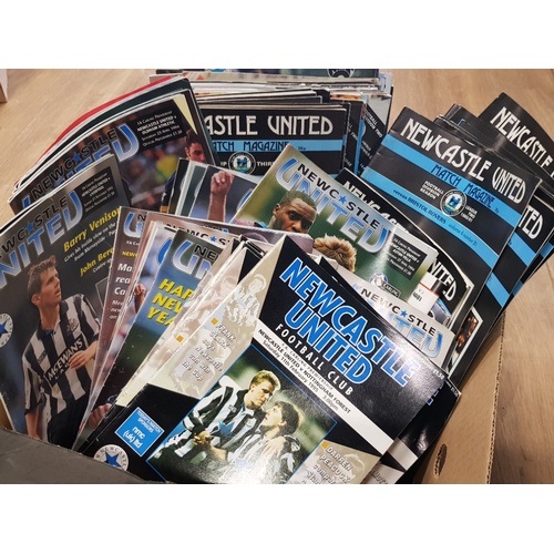 276 - A BOX CONTAINING A LARGE QUANTITY OF NEWCASTLE UNITED MATCH PROGRAMMES INCLUDES 1980S TO 1996 ETC PL... 