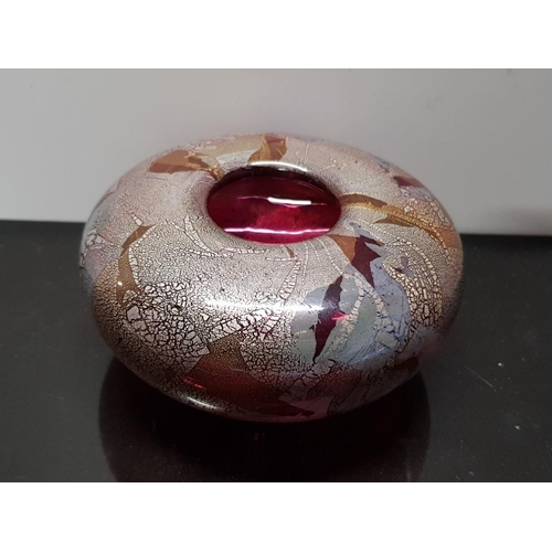 309 - ISLE OF WIGHT RED AZURENE DONUT VASE