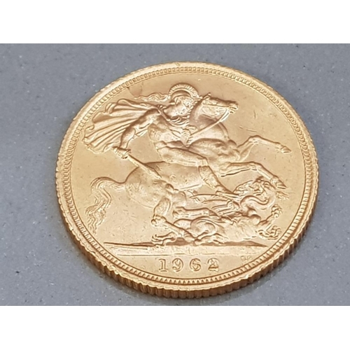 201 - 22CT GOLD 1962 FULL SOVEREIGN COIN