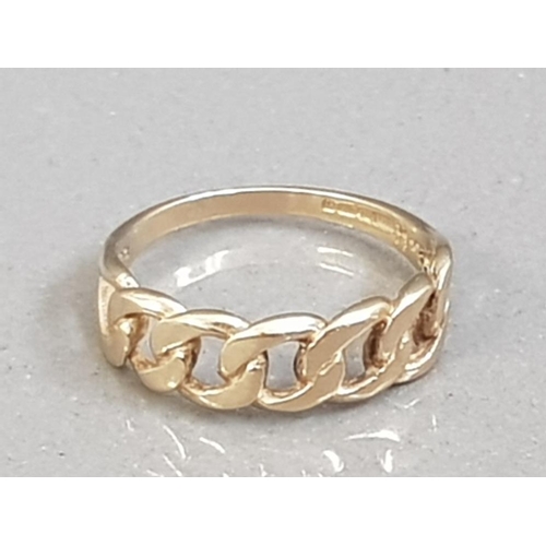 40 - 9CT GOLD CHILDS CHAIN PATTERNED RING 1.4G SIZE H1/2