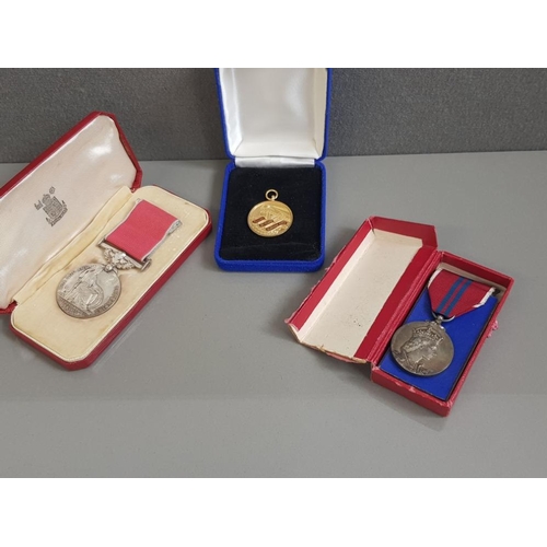 51 - MEDALS GROUP OF THREE ALL BOXED BRITISH EMPIRE MEDALS (ER2) TO ALBERT LOGAN, ELIZABETH II CORONATION... 