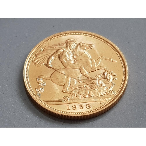 67 - 22CT GOLD 1958 FULL SOVEREIGN COIN