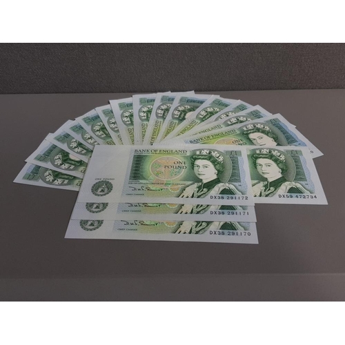 86 - BANKNOTES 1981-84 £1 SOMERSET 18 UNCIRCULATED NOTES SOME CONSECUTIVE