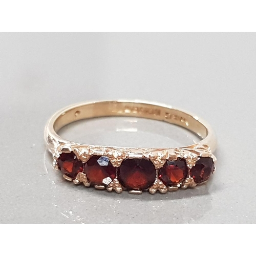 217 - 9CT YELLOW GOLD GARNET FIVE STONE RING SIZE Q 2.6GRAMS