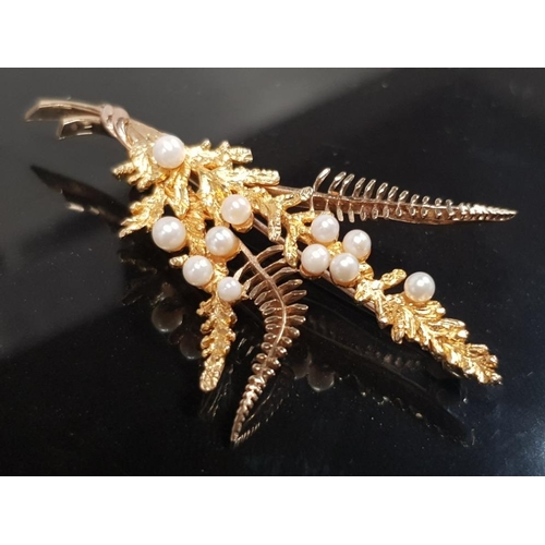 336 - FULLY HALLMARKED 9CT GOLD AND PEARL FERN BROOCH 8.2G