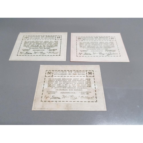 355 - AUSTRIAN NOTGELD BANKNOTES SET: 10, 20 AND 50 HELLER, DATE 1920