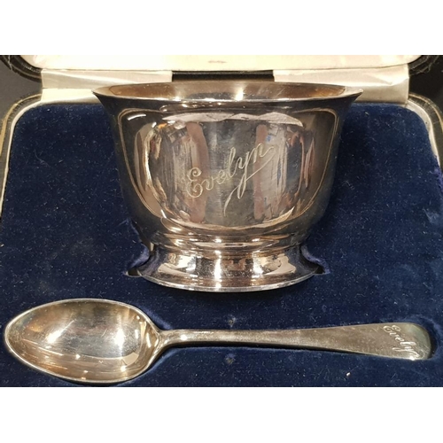 394 - SILVER PLATED CHRISTENING BOWL AND SPOON, ENGRAVED WITH EVELYN NAME IN ORIGINAL PRESENTATION CASE