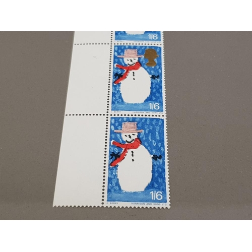 49 - STAMPS 1966 CHRISTMAS 1/6D SNOWMAN UPPER LEFT CORNER MARGINAL VERTICAL STRIP OF 3, THE LOWER STAMP W... 