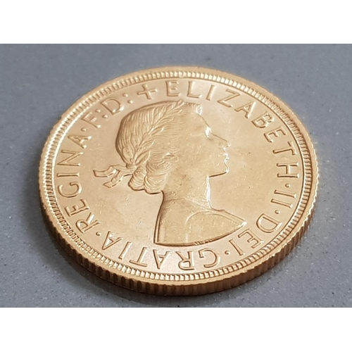 72 - 22CT GOLD 1958 FULL SOVEREIGN COIN