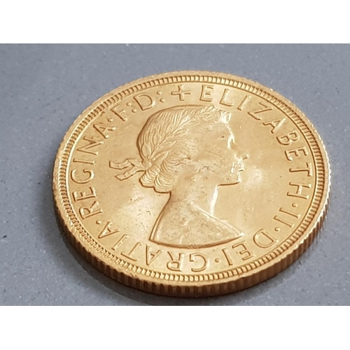 74 - 22CT GOLD 1958 FULL SOVEREIGN COIN