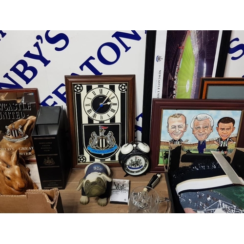 148 - NEWCASTLE UNITED MEMORABILIA INC PROGRAMMES AND PICTURES WITH WALL CLOCK ETC