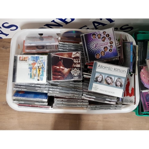 160 - 2 BOXES OF CDS LARGE AMOUNT