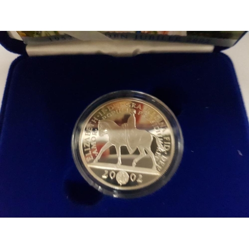 236 - 2002 SILVER CENTENARY PROOF CROWN £5 COIN THE GOLDEN JUBILEE WITH COA LIMITED 75000