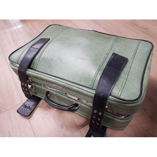 290 - VINTAGE SUITCASE CONTAINING SOFT GOODS INCLUDING TABLE CLOTHS