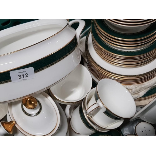 312 - 60 PIECES OF ST MICHAEL PEMBERTON FINE BONE CHINA IN CREAM, GREEN AND GILT