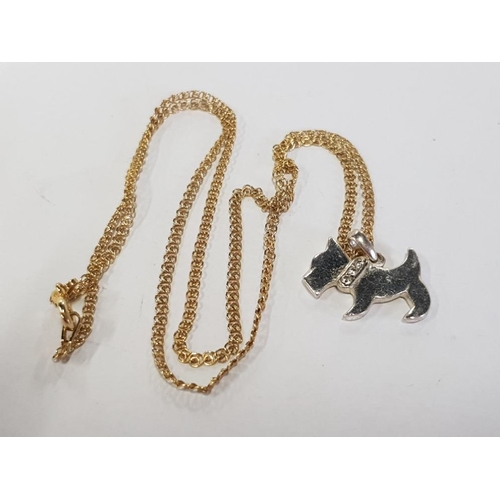 429 - A SILVER AND DIAMANTE SCOTTIE DOG PENDANT ON AN 18INCH SILVER GILT CHAIN 4.3G GROSS