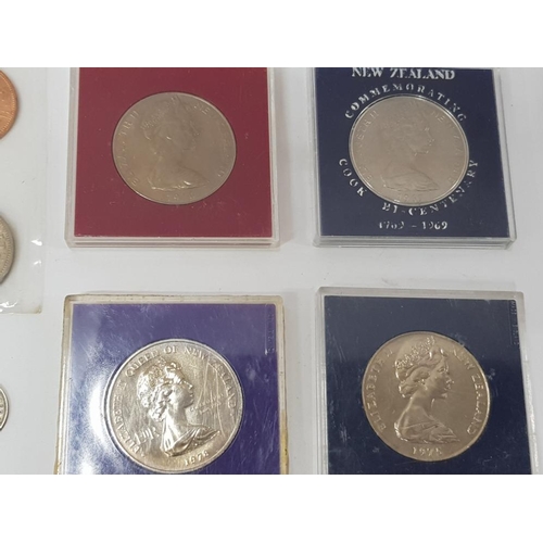 12 - COLLECTION OF NEW ZEALAND COINS 1965 SET WITH VARIOUS CROWNS CASED, SOME PRE 1947 SILVER