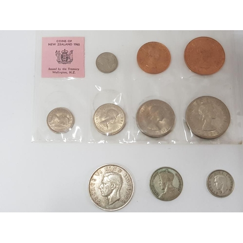 12 - COLLECTION OF NEW ZEALAND COINS 1965 SET WITH VARIOUS CROWNS CASED, SOME PRE 1947 SILVER