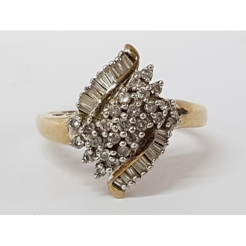 204 - 9CT YELLOW GOLD DIAMOND CLUSTER RING, 3.8G GROSS SIZE P