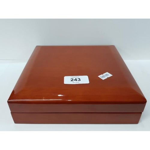 243 - A MODERN LAMINATE AND LEATHER EFFECT RING DISPLAY CASE BY GEMPHORA