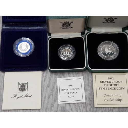 131 - 3 ROYAL MINT UK SILVER PROOF PIEDFORTS COMPRISING 5P 1990 10P 1992 AND 20P 1982 ALL IN ORIGINAL CASE... 