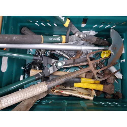 162 - GARDEN TOOLS INCLUDES BLACK AND DECKER STRIMMER, HAMMERS, SCISSORS AND HEAVY WEIGHTS ETC