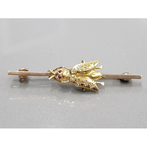 220 - 9CT YELLOW GOLD AND DIAMOND BUG BROOCH GREAT CONDITION 4.3G