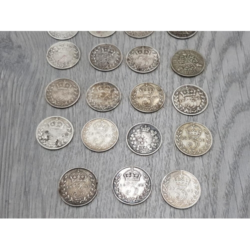 14 - 23 THREEPENCE PIECES TO INCLUDE A GEORGE IIII 1836 6 GEORGE V 2 VICTORIAN 1882 AND 1890 AND A FURTHE... 