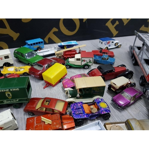 39 - COLLECTION OF DIECAST VEHICLES INCLUDING CORGI, MATCHBOX AND DAYS GONE ETC