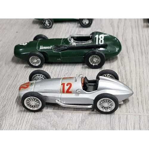 40 - COLLECTION OF DIECAST RACING CARS INCLUDES CORGI, DINKY AND BRUMM ETC