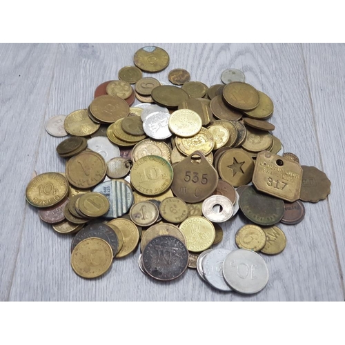 41 - WORLDWIDE MIXED COINAGE AND TOKENS
