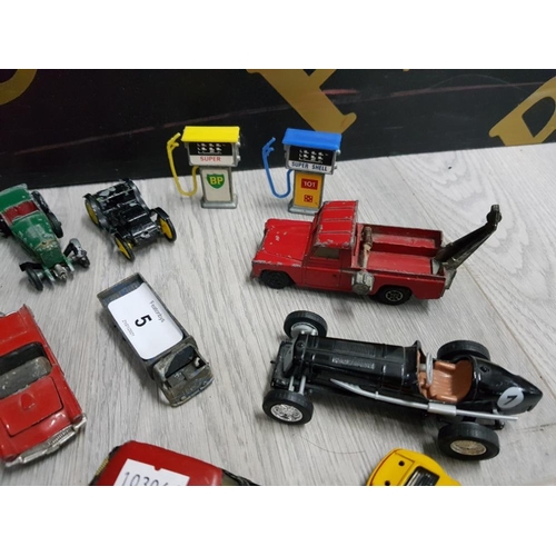 5 - COLLECTION OF DIECAST VEHICLES INCLUDING CORGI, MATCHBOX AND HUSKY