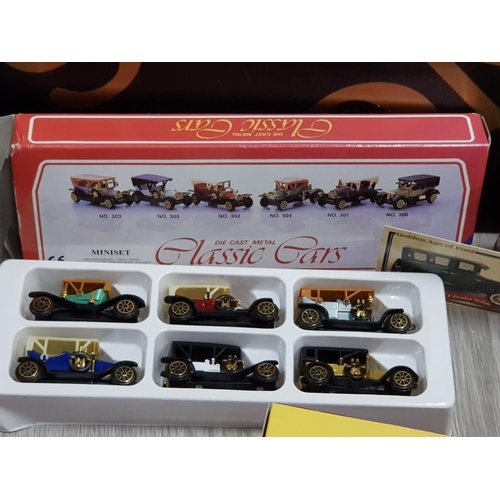 61 - COLLECTION OF DIECAST BOXED VEHICLES INCLUDES TRACKSIDE, CLASSIC CARS AND DAYS GONE ETC