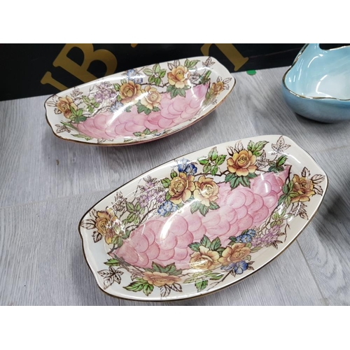 108 - 7 PIECES OF VINTAGE MALING WARE INCLUDES ROSINE PATTERN ETC