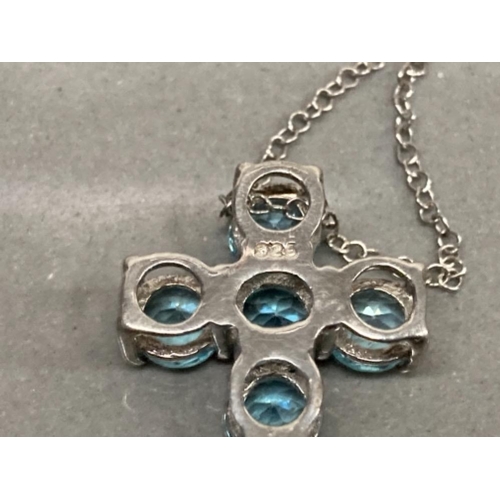 78 - SILVER CROSS PENDANT SET WITH 6 ZIRCONS AND SILVER CHAIN ATTACHED