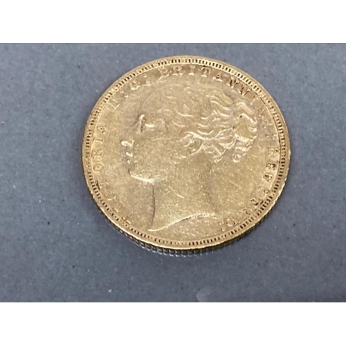 92 - 22CT GOLD 1871 FULL SOVEREIGN COIN