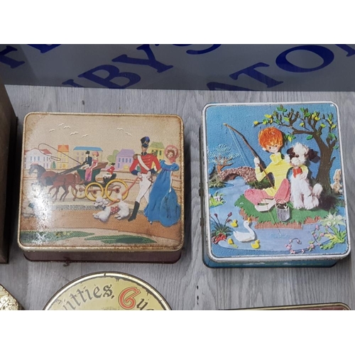 101 - COLLECTION OF TIN BISCUIT BOXES INCLUDES CARR AND CO'S BISCUITS, 2 RINGTONS LTD AND BASSICINI ETC