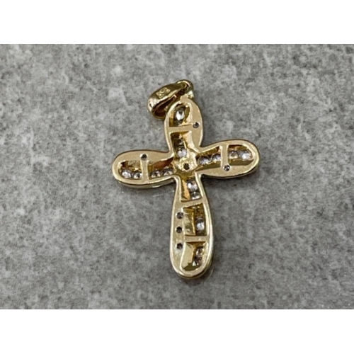 119 - 9CT GOLD CZ SET CROSS 1.6G