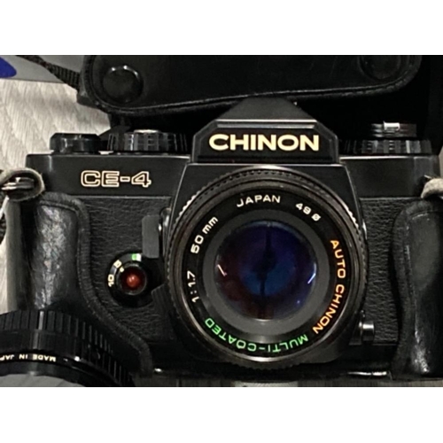 158 - CHINON CE-4 CAMERA TOGETHER WITH SIRIUS MACRO ZOOM LENSE AND CHINON PRO-1290C FLASHLIGHT