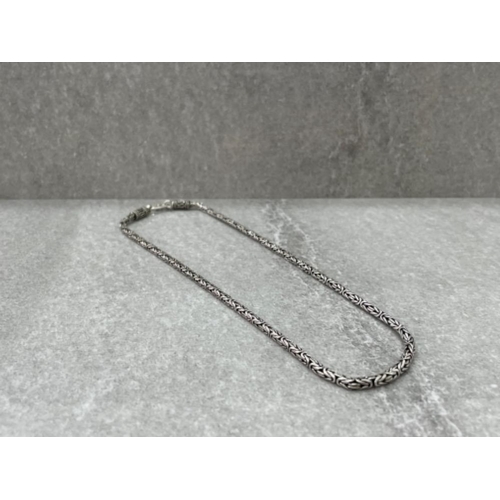 399 - SILVER ORNATE ROPE STYLE ENGRAVED CHAIN 29.6G