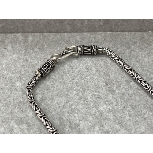 399 - SILVER ORNATE ROPE STYLE ENGRAVED CHAIN 29.6G