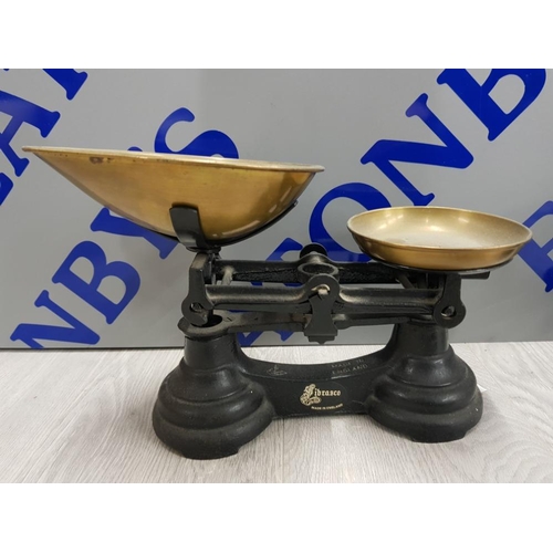 68 - 2  LIBRASCO VINTAGE BRASS KITCHEN SCALES WITH WEIGHTS