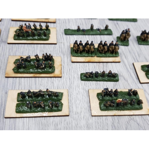 85 - US CIVIL ARMY BLUES LEAD FIGURES INCLUDES 63 CAVALRY AND 120 FOOT