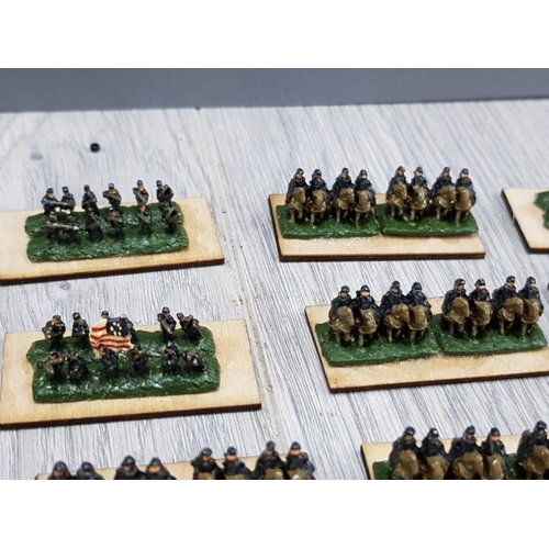 85 - US CIVIL ARMY BLUES LEAD FIGURES INCLUDES 63 CAVALRY AND 120 FOOT