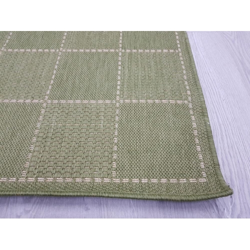 93 - 5 HALL RUGS GREEN CHECK WITH FLAT WEAVE AND GREEK GREEN 40 X 60, 60 X 110 AND 80 X 150 CM