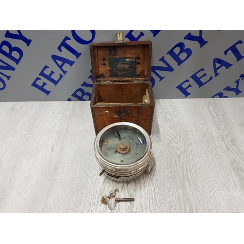 46 - AUTOMATIC TIMING CLOCK COMPANY PIGEON CLOCK IN FITTED WOODEN CASE WITH ORIGINAL KEY